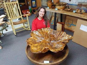Beautiful Carved Piece!